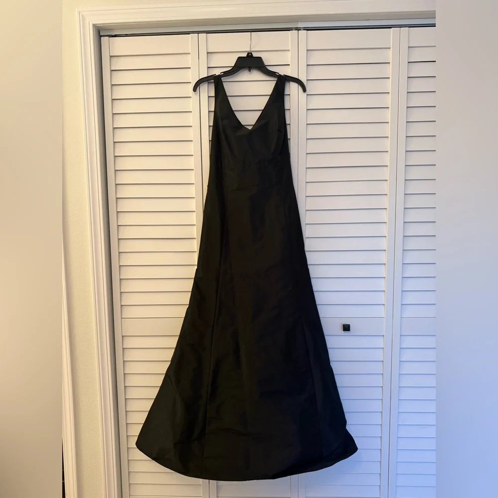 steel grey dress Khy by Kylie Jenner - Sueded Stretch Twist Maxi Style:EG01926WH A timeless choice for wine red dress Garvee 7 Dresser for